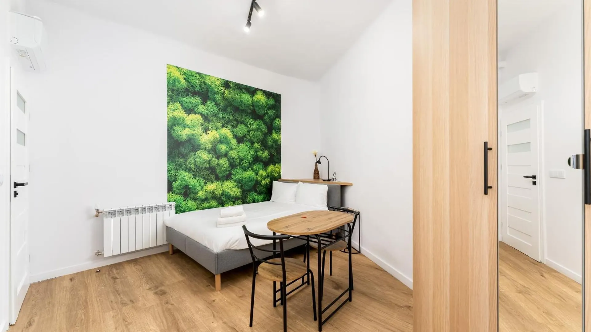 Kazimierz Vistula Studios Krasków 0*,  Πολωνία